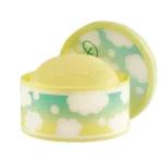 Danielle Jabonera con Jabón